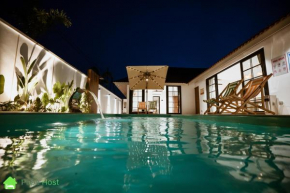Ipoh Tiga Pool Villa by Papahost